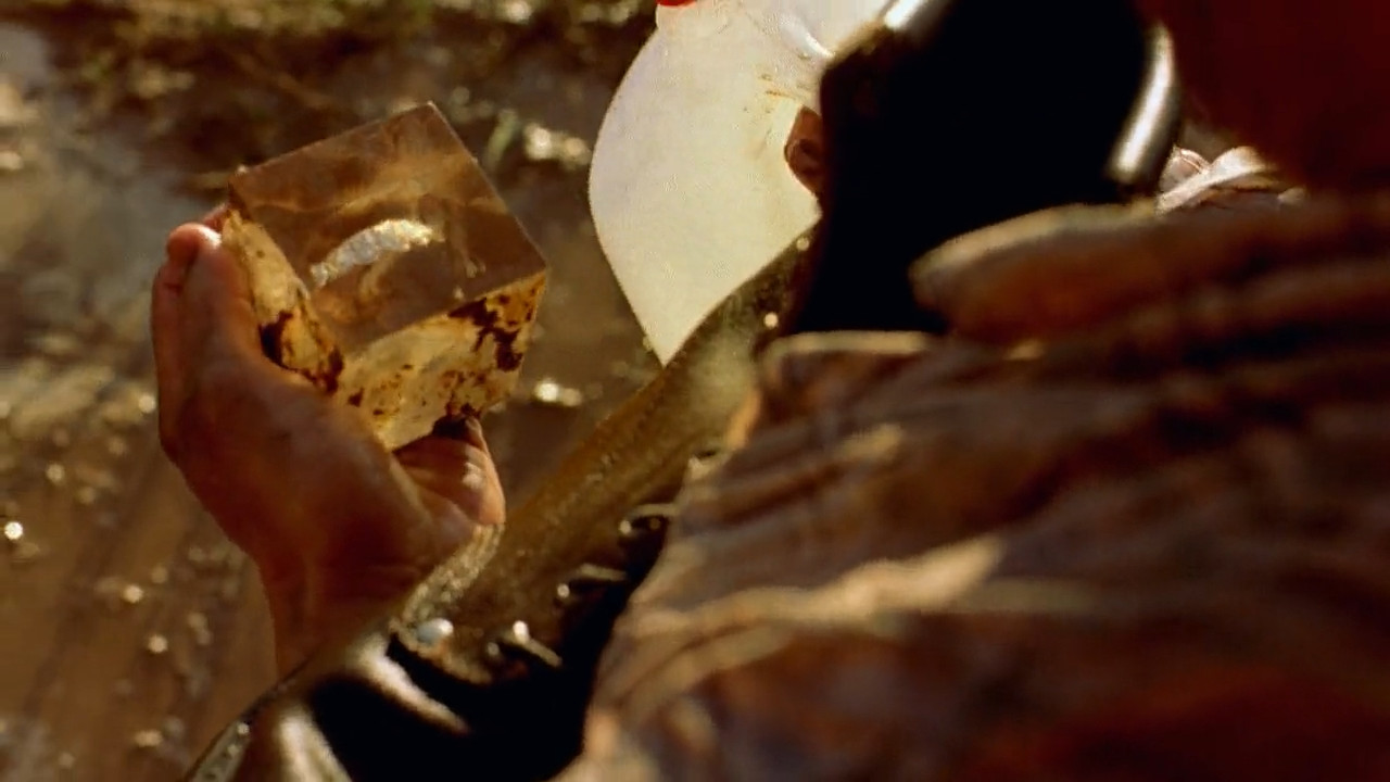 Border-hoppers discover Tuco's grill along a river